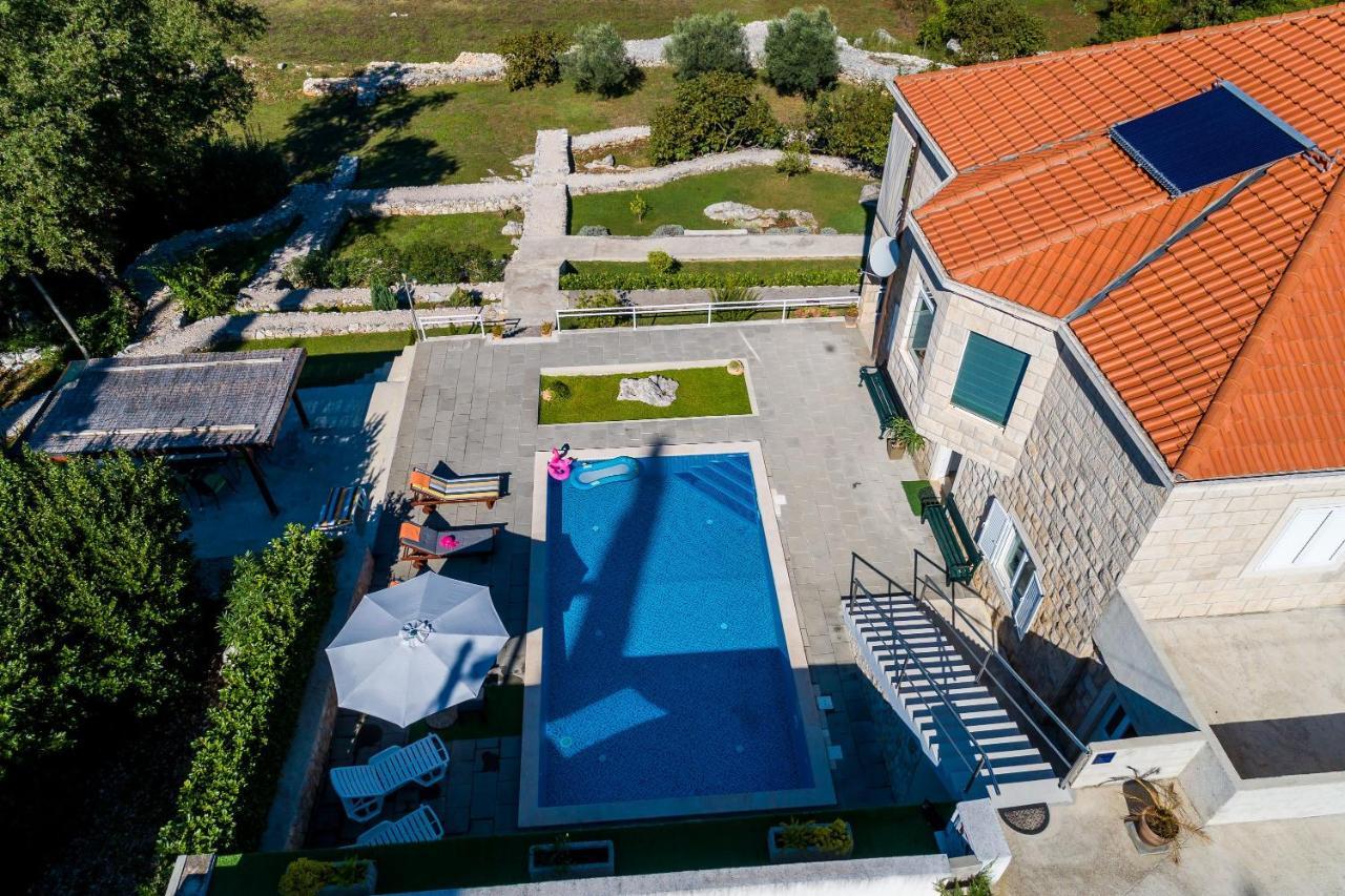 Villa Oasis Cypress Čilipi Zewnętrze zdjęcie